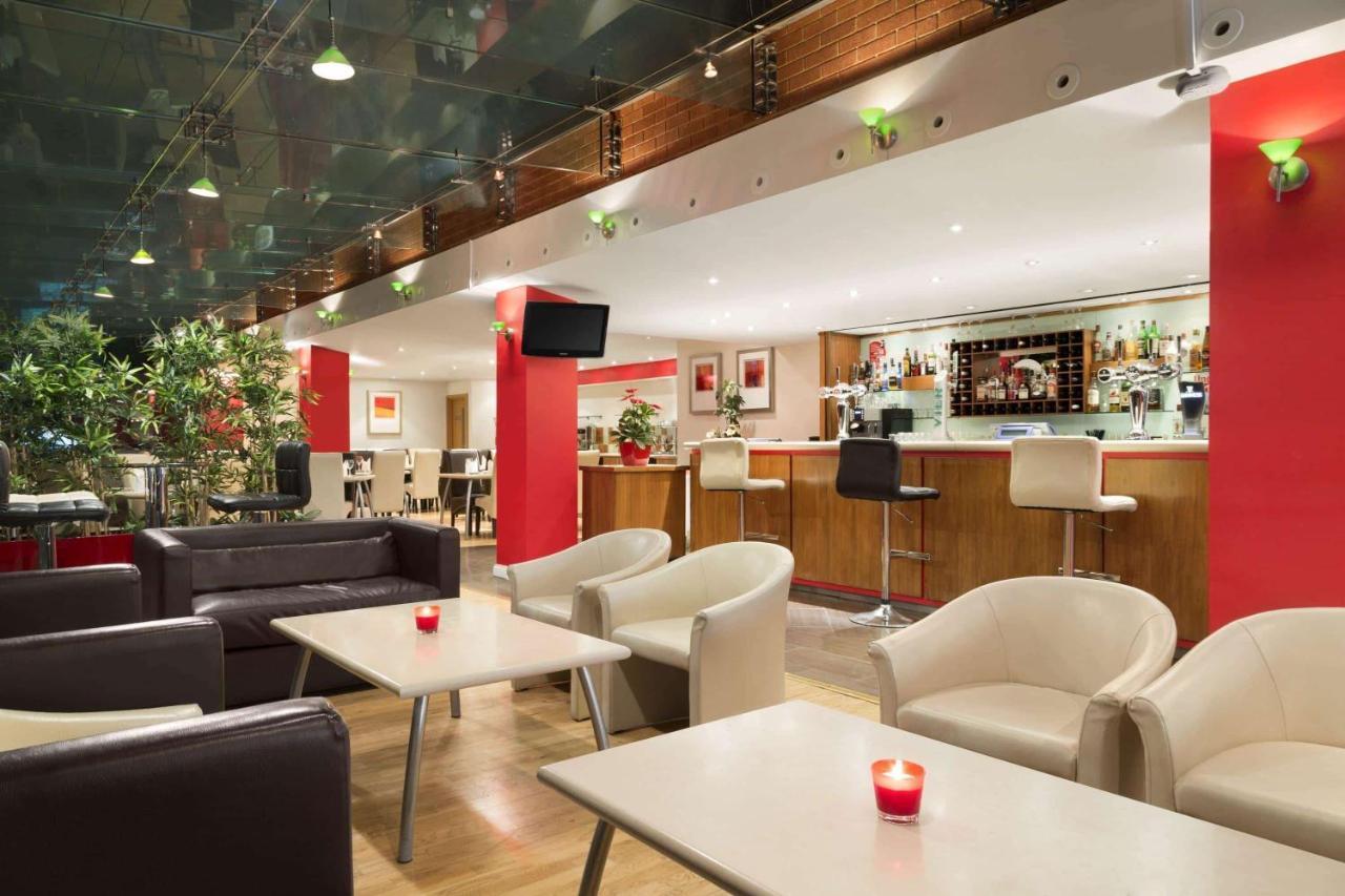 Ramada Hounslow - Heathrow East Exterior photo
